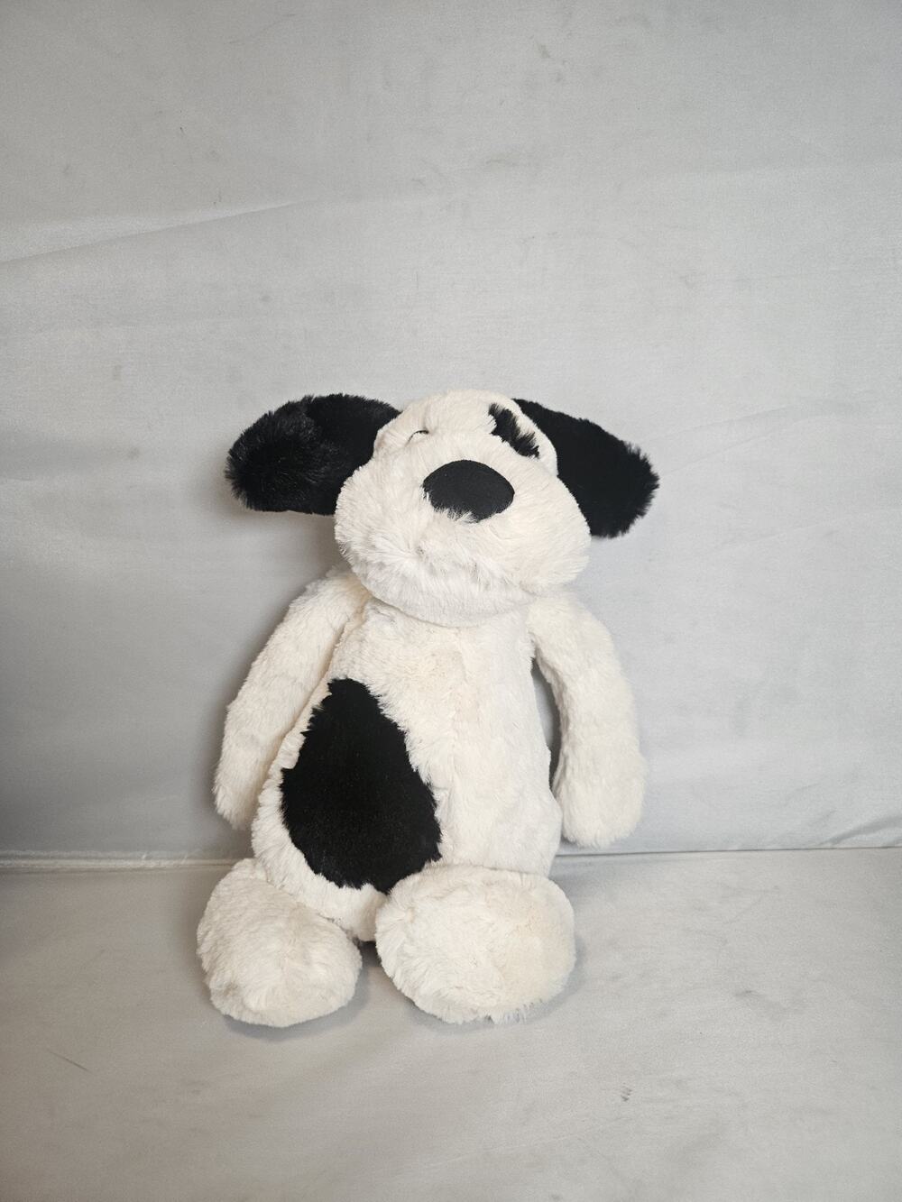 Jellycat Bashful Dog plush. Cream Puppy Black Spot Medium White Soft Toy Hug